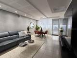 145 Trafalgar Square - Photo 11