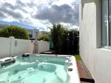 145 Trafalgar Square - Photo 18