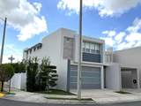 145 Trafalgar Square - Photo 2