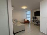 145 Trafalgar Square - Photo 25