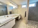 145 Trafalgar Square - Photo 30