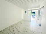 4 Calle - Photo 2