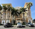1 Avenida Palma Real - Photo 1