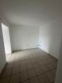 2214 Calle 18 - Photo 5