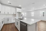 8111 Seaflower Parkway - Photo 9