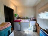 410 Hawthorne Boulevard - Photo 36