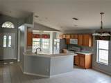 732 Henley Circle - Photo 4