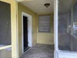 915 Plymouth Avenue - Photo 3