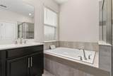 1736 Southern Red Oak Court - Photo 37