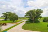 1380 Lake Shore Boulevard - Photo 76