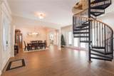 1380 Lake Shore Boulevard - Photo 9