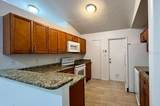 10 York Court - Photo 9