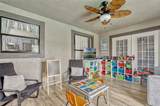 1464 Howland Boulevard - Photo 22