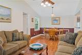 401 Woodlawn Terrace - Photo 6