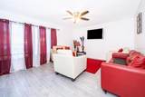 2031 Ludlow Lane - Photo 3