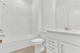 983 Silverlake Boulevard - Photo 15
