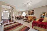 1560 The Oaks Boulevard - Photo 9