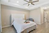 8042 Glenlloyd Avenue - Photo 13