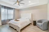 8042 Glenlloyd Avenue - Photo 14