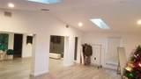 2110 Robinson Street - Photo 8