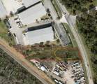  Boggy Creek Road - Photo 4