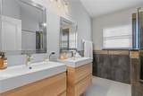 300 Kings Way - Photo 12