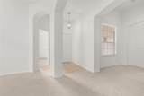2172 The Oaks Boulevard - Photo 10