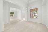 2172 The Oaks Boulevard - Photo 15