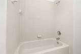 2172 The Oaks Boulevard - Photo 29