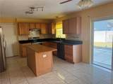 712 Waxwing Court - Photo 11