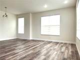 2540 Blowing Breeze Avenue - Photo 4