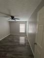 911 Oak Ridge - Photo 11