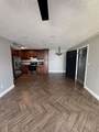911 Oak Ridge - Photo 3