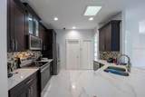 8915 Victoria Isle Place - Photo 14