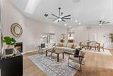 5521 Oak Street - Photo 9