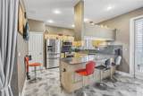 113 Yacht Club Circle - Photo 12