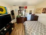 313 Oak Street - Photo 12