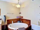 17609 Bathurst Avenue - Photo 33