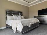 2037 Greenbriar Terrace - Photo 18