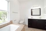 2782 Picadilly Circle - Photo 14