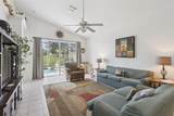121 Vine Drive - Photo 5