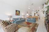 121 Vine Drive - Photo 6