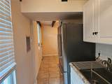 915 Club Circle - Photo 3