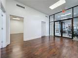 22 Monument Avenue - Photo 5