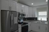 3917 Robson Street - Photo 11