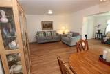 810 Oakmont Avenue - Photo 2