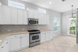 9514 Greenpointe Drive - Photo 8