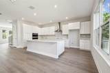 2206 Boulevard - Photo 25