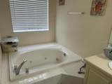 9481 Highland Oak Drive - Photo 11