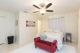 907 La Jolla Avenue - Photo 30